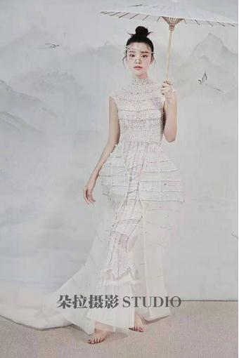 拇指婚纱照_拇指外翻