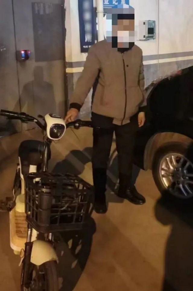 電動自行車被盜 邯鄲交巡警幫其追回 